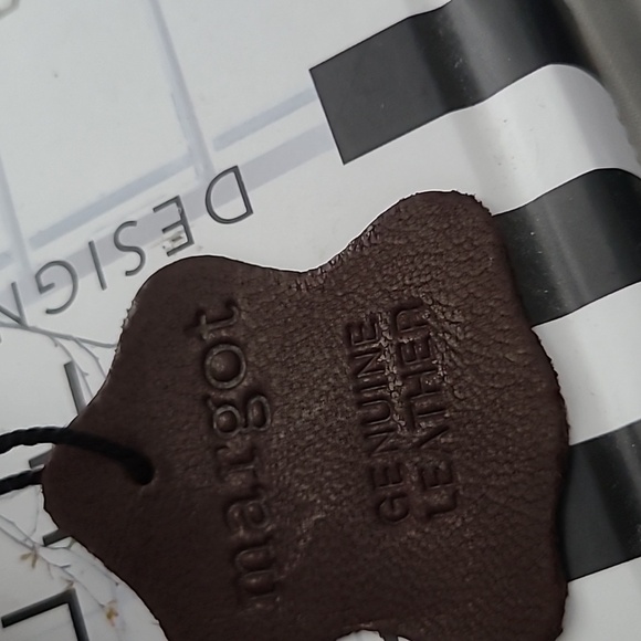 NWT Margot New York brown leather cross body. - Picture 6 of 6